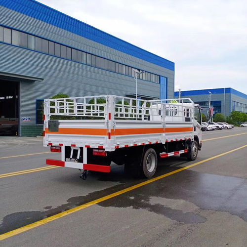 新規(guī)下空氣懸架危險(xiǎn)品運(yùn)輸車上牌流程解析 從特種到普通的轉(zhuǎn)變與注意事項(xiàng)